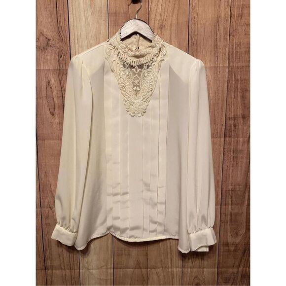 Worthington size 16W Pleated Blouse Cream Vintage Lace buttons - Picture 1 of 6